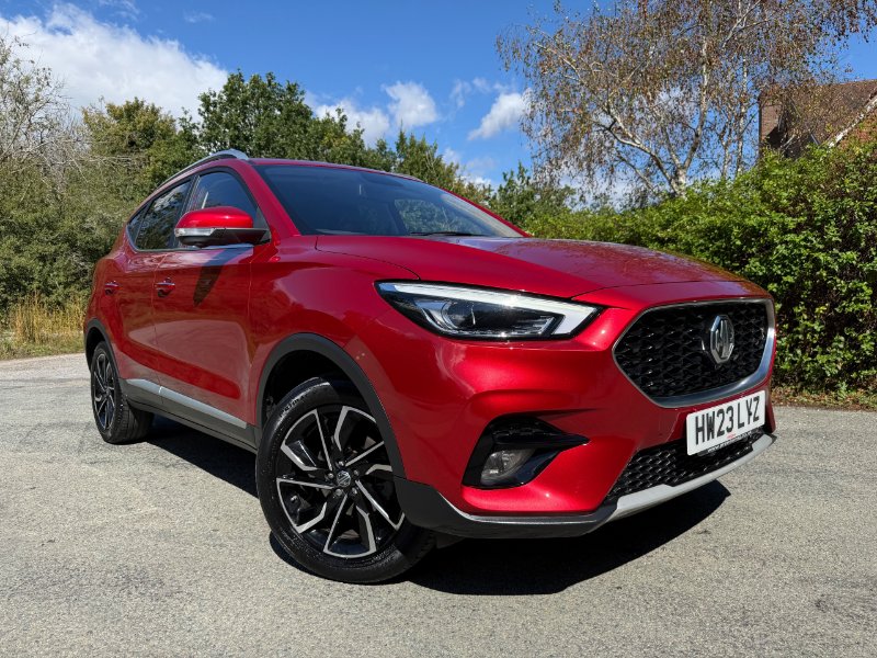 2023 MG ZS