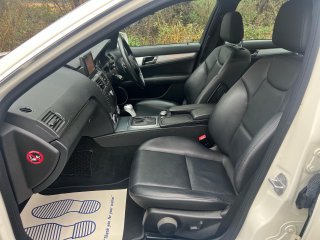 /photos/9351/77b1c720-f994-e16c-04c4-0c9c2df54508_i320x240.jpg